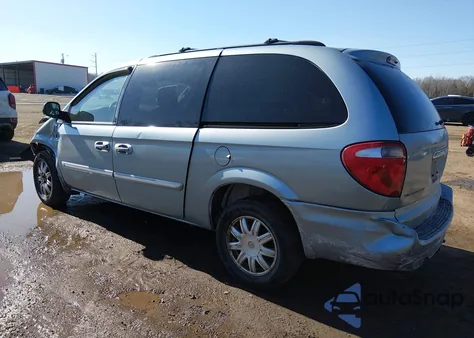 2006 Chrysler Town & Country Touring z USA, uszkodzony, nr VIN 2A4GP54L06R840140